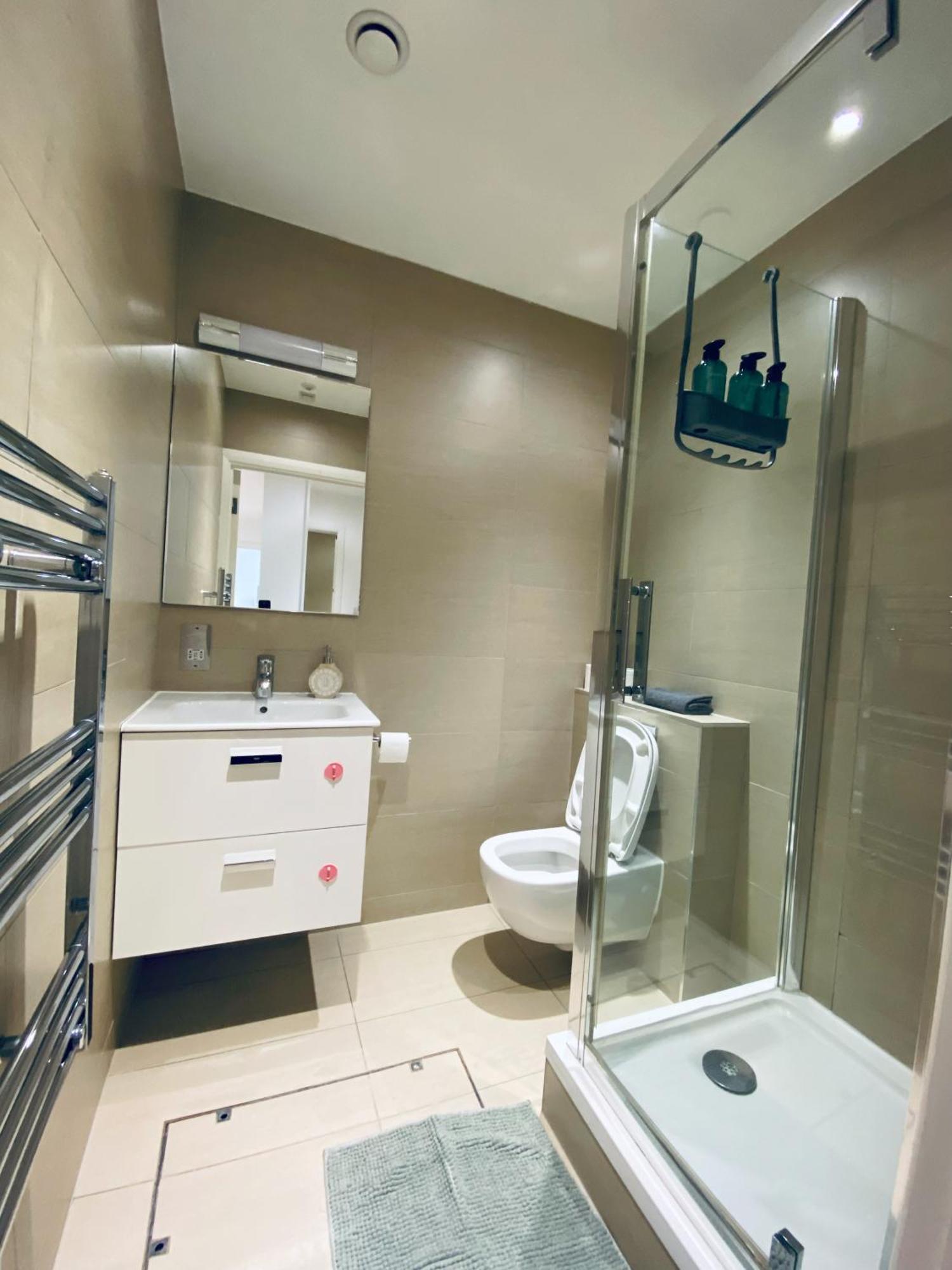 2 Bedroom Flat - 2 Bath - 15 Min Camden Town London Luaran gambar